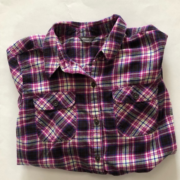 Eddie Bauer Women’s Flannel button shirt. Medium - Picture 3 of 4